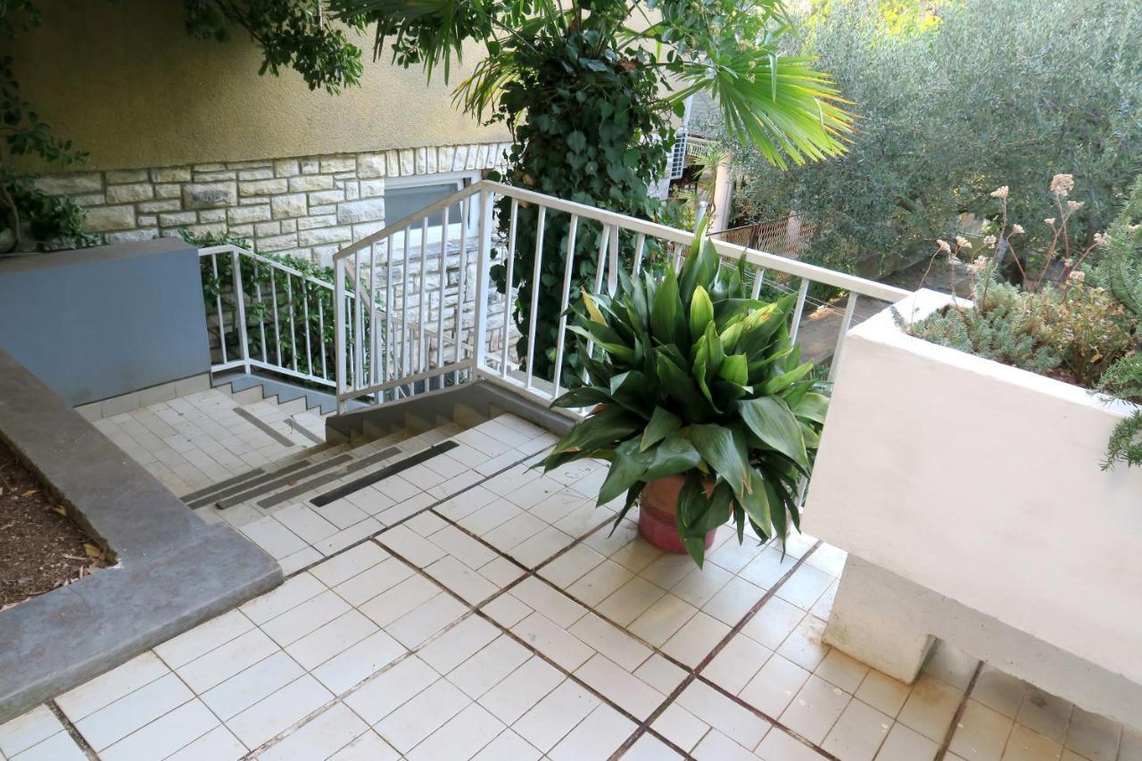 Elda Apartment Pula Ngoại thất bức ảnh