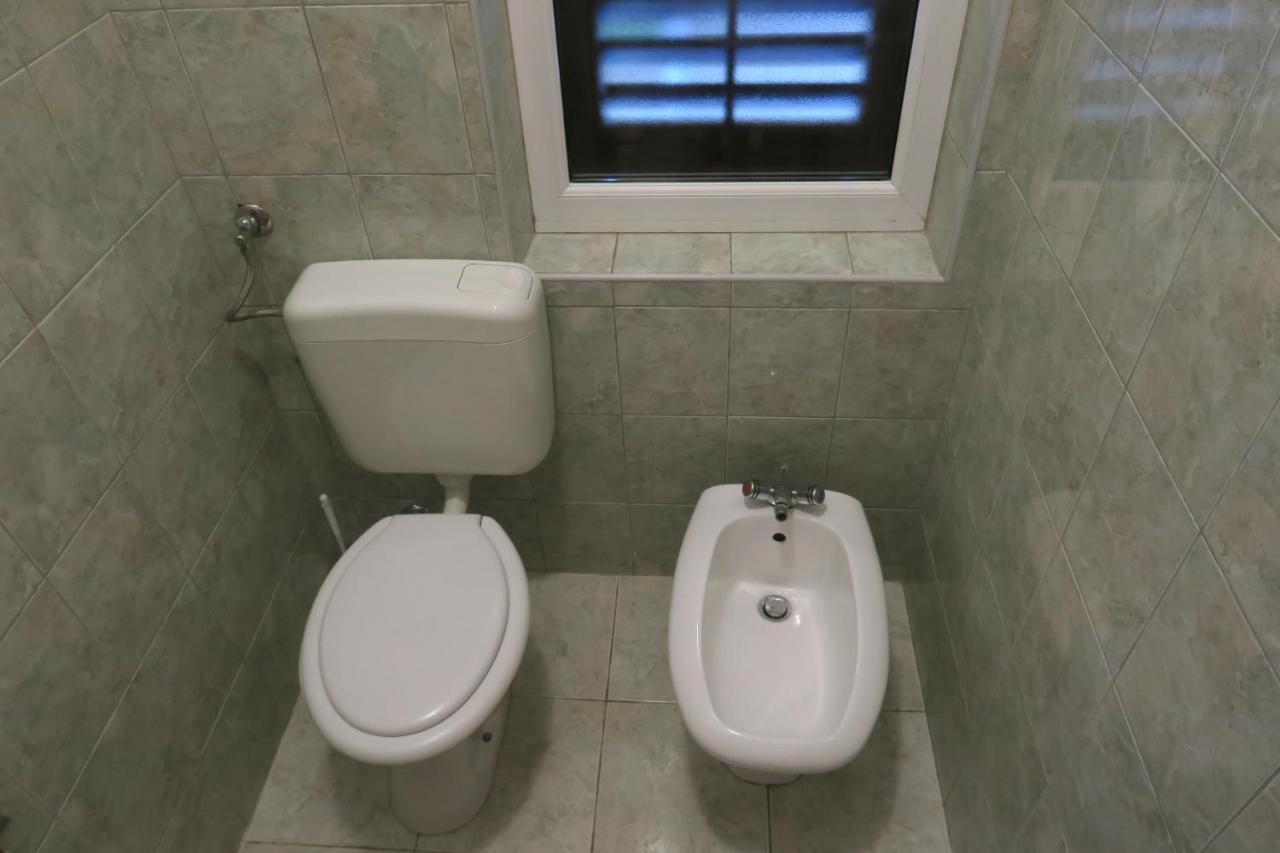 Elda Apartment Pula Ngoại thất bức ảnh